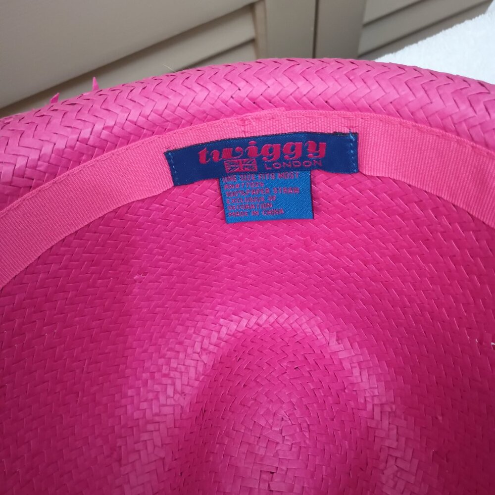 Twiggy London Pink Straw Fedora. - Picture 2 of 4